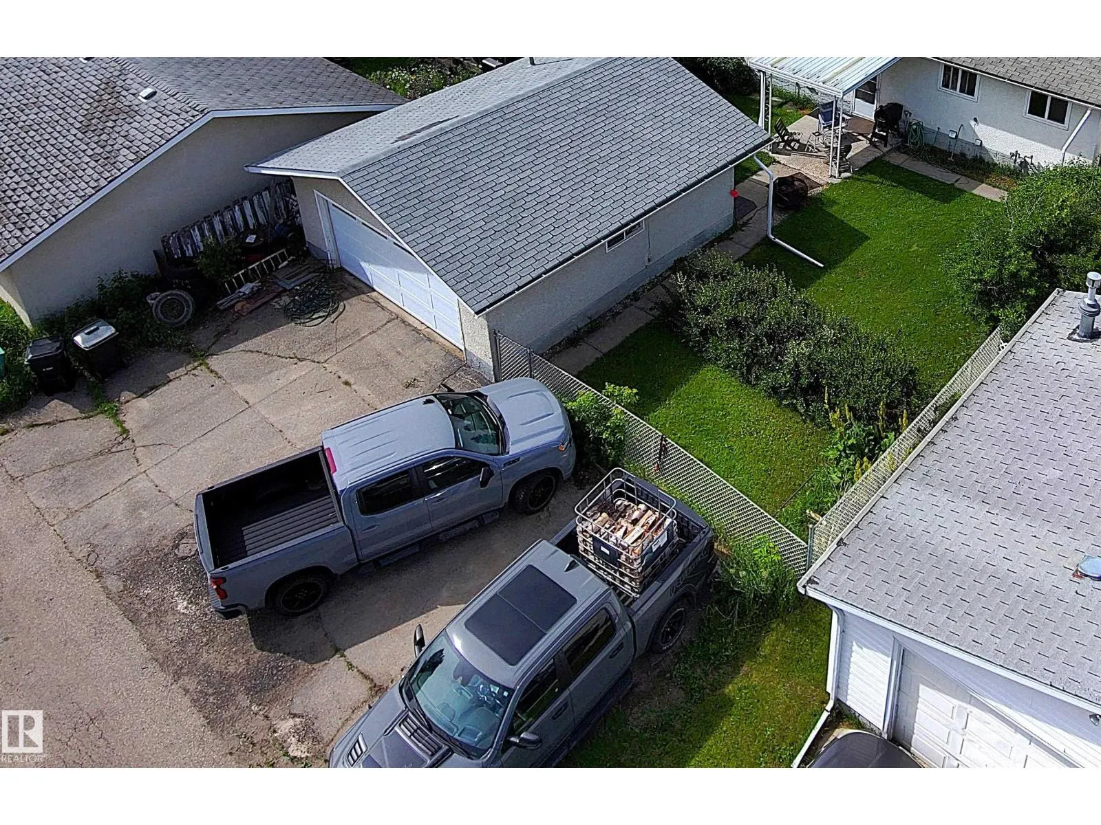 6 BEVERLY AV