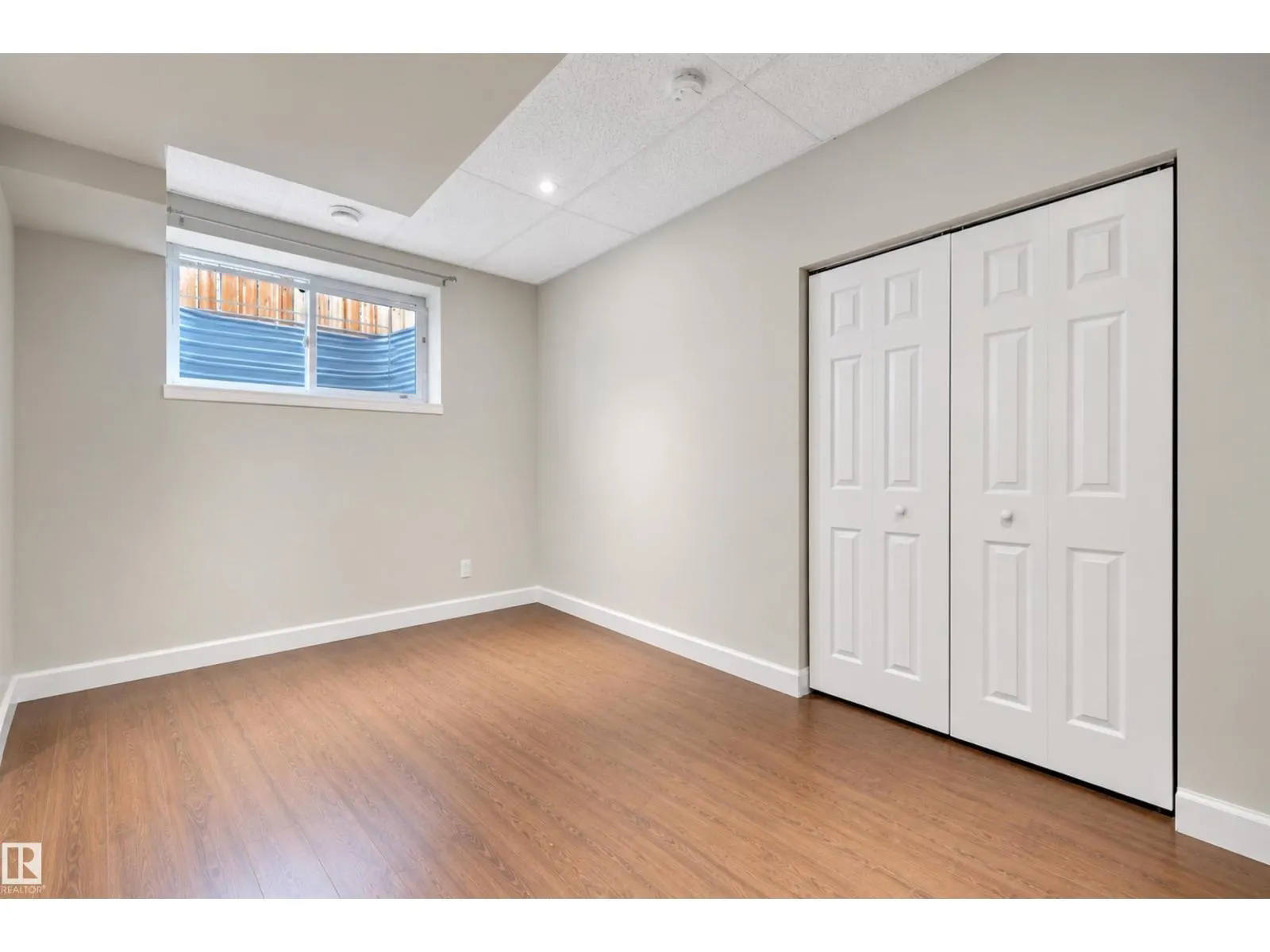 32 HARRINGTON BA