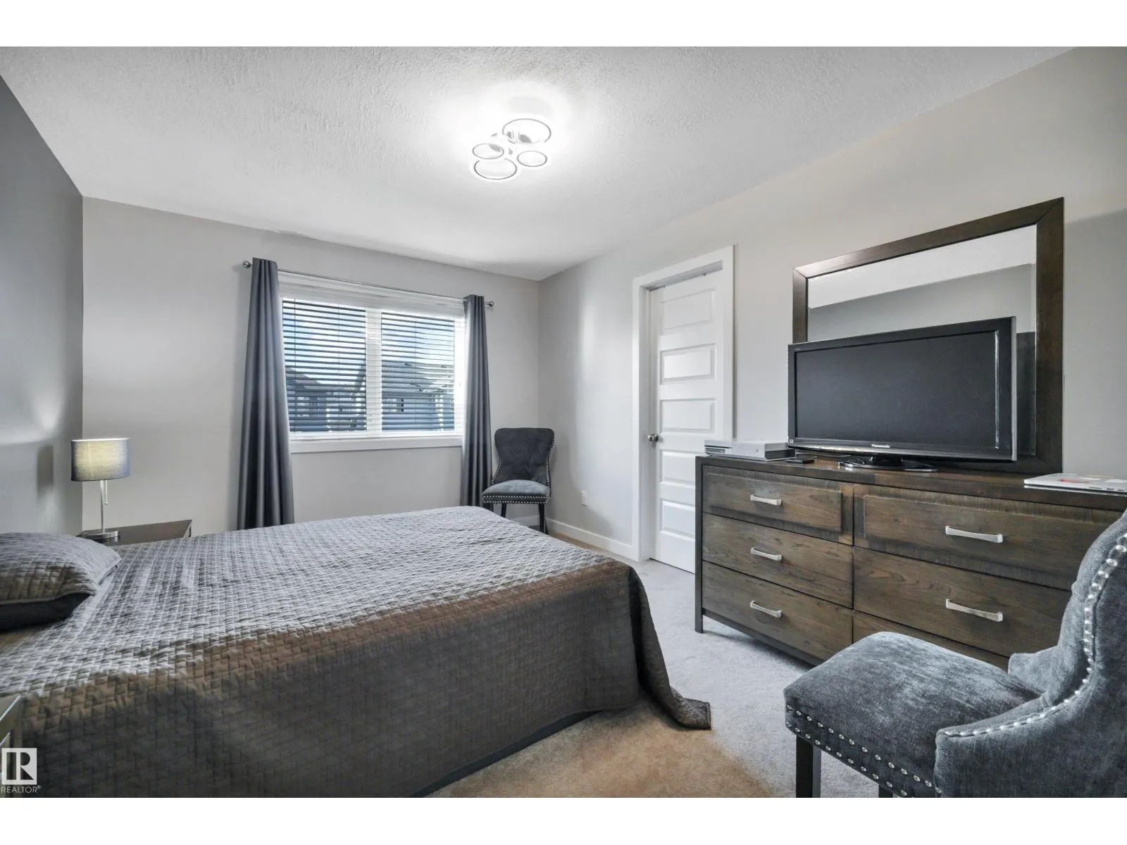 32 HARRINGTON BA