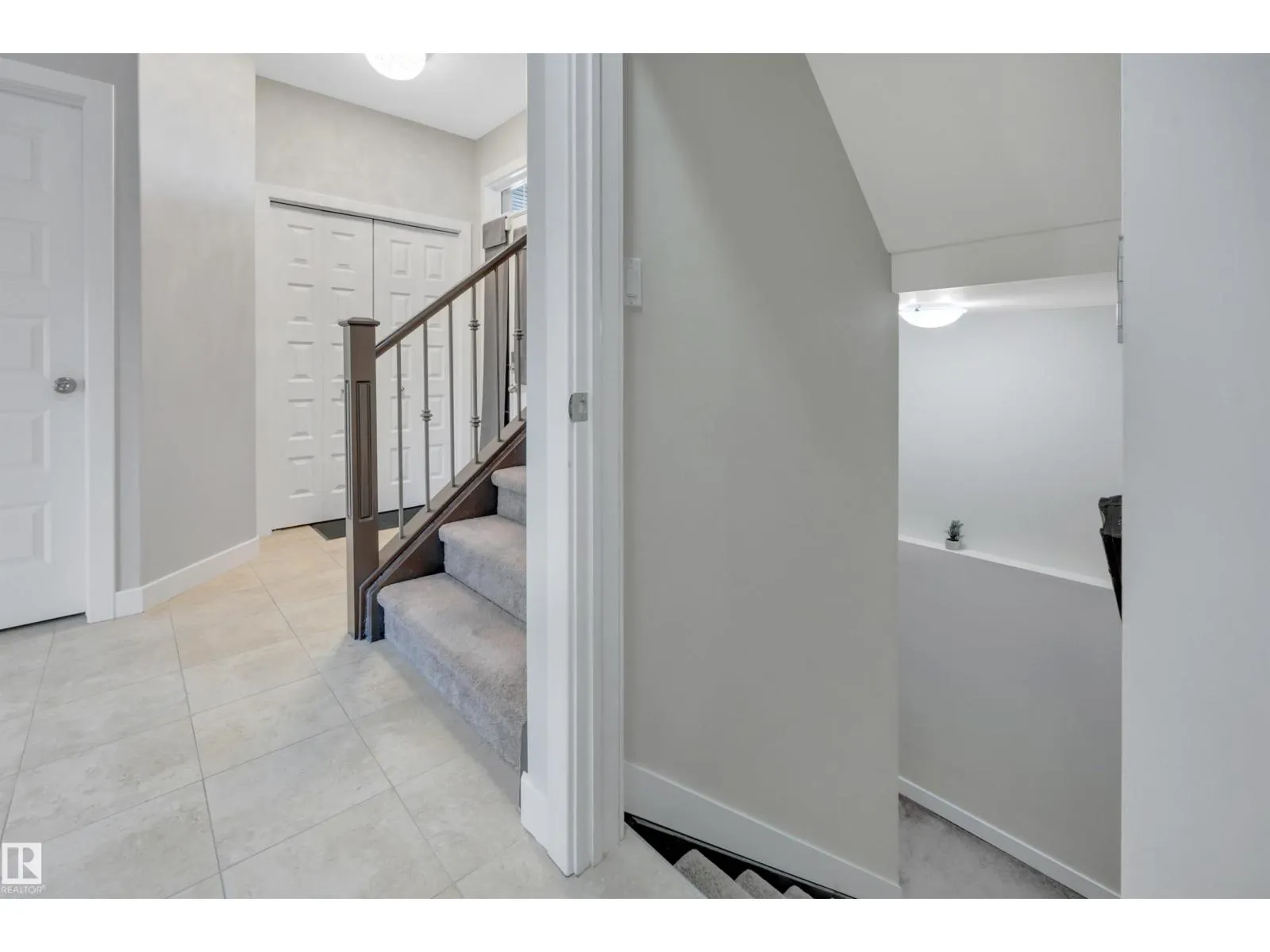 32 HARRINGTON BA