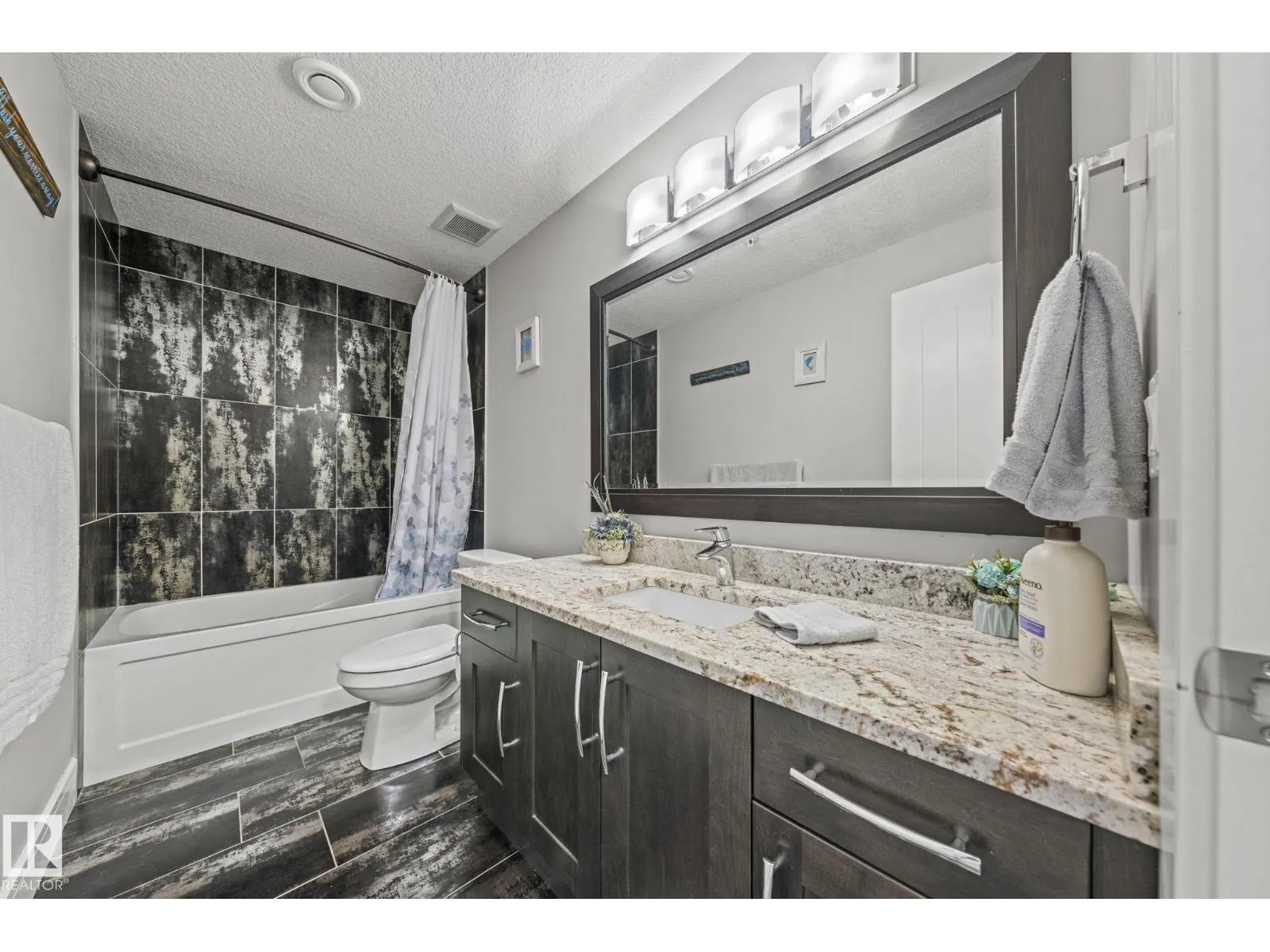 33 COTTONWOOD CR