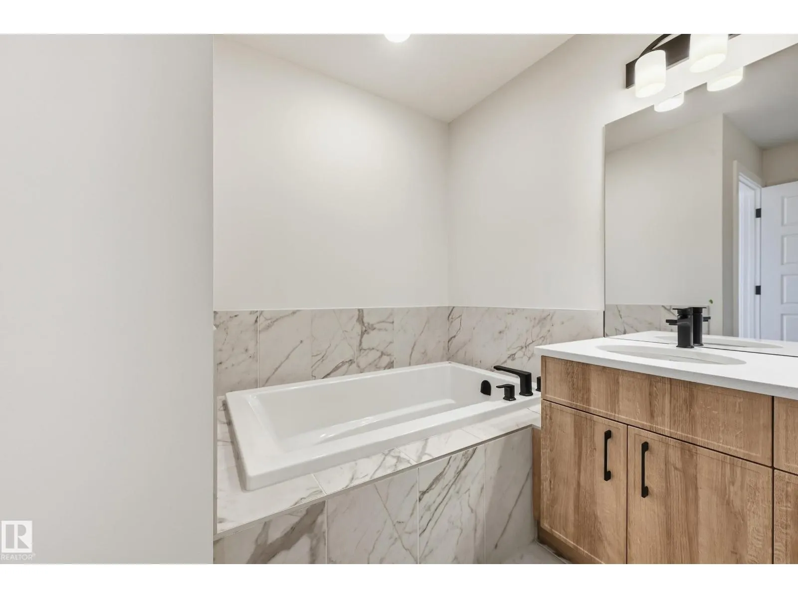278 Lodge Pole PL
