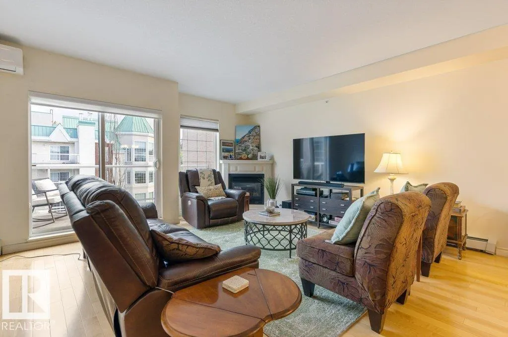 #406 5 PERRON ST