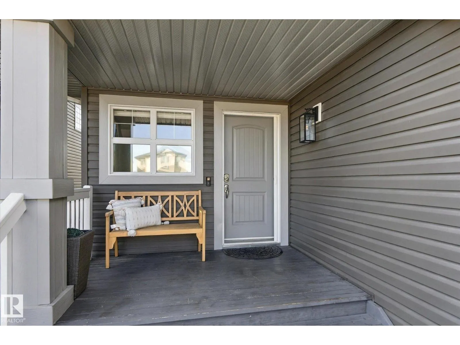 18 ALTADENA PT