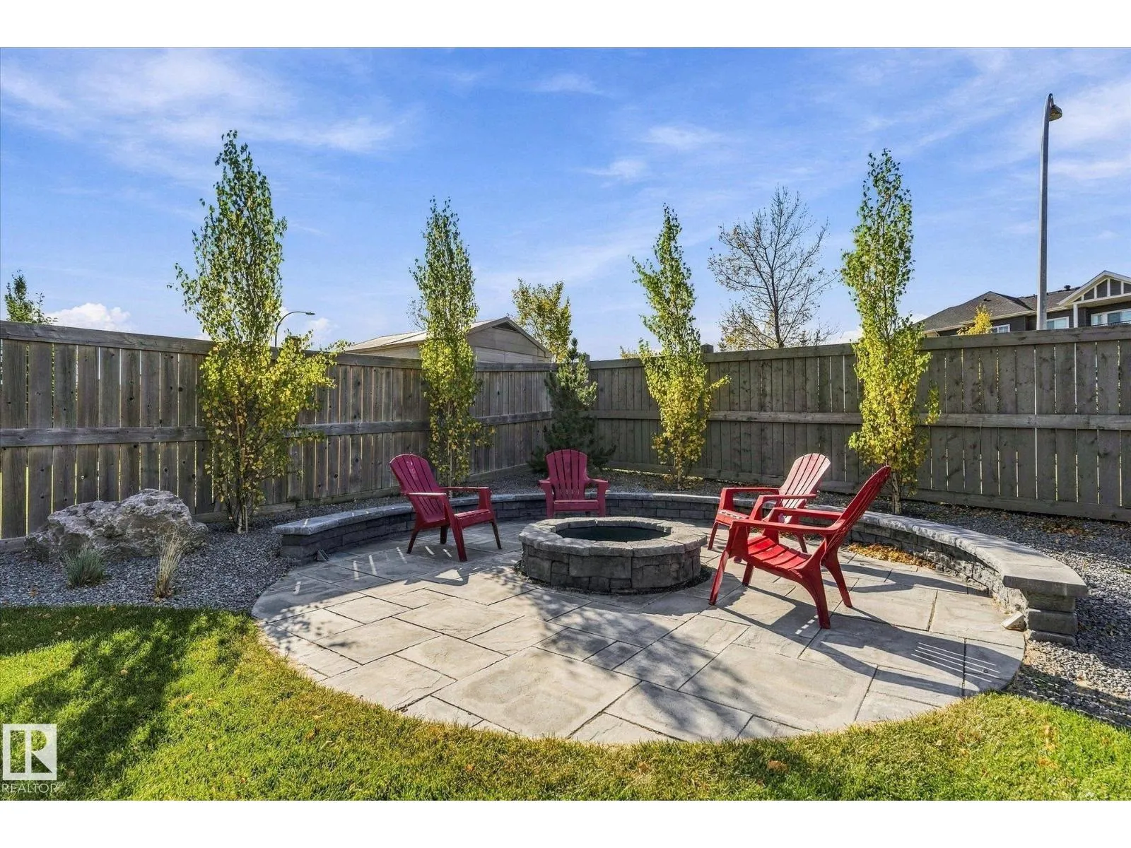 18 ALTADENA PT