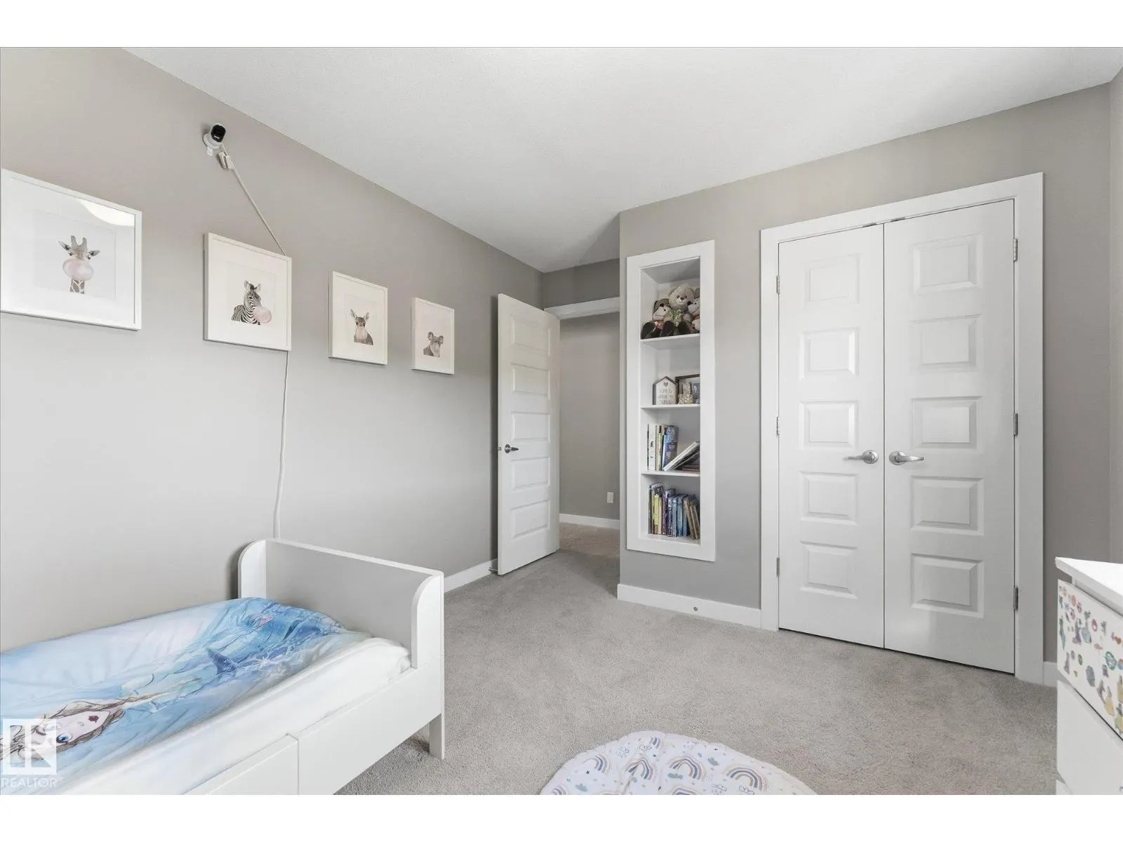 18 ALTADENA PT