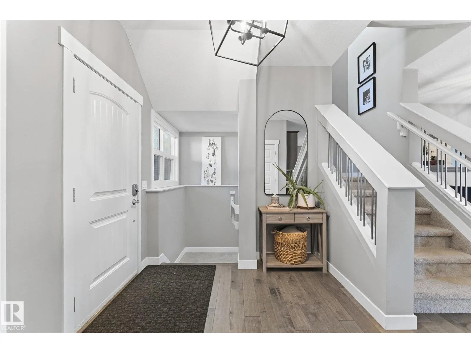 18 ALTADENA PT