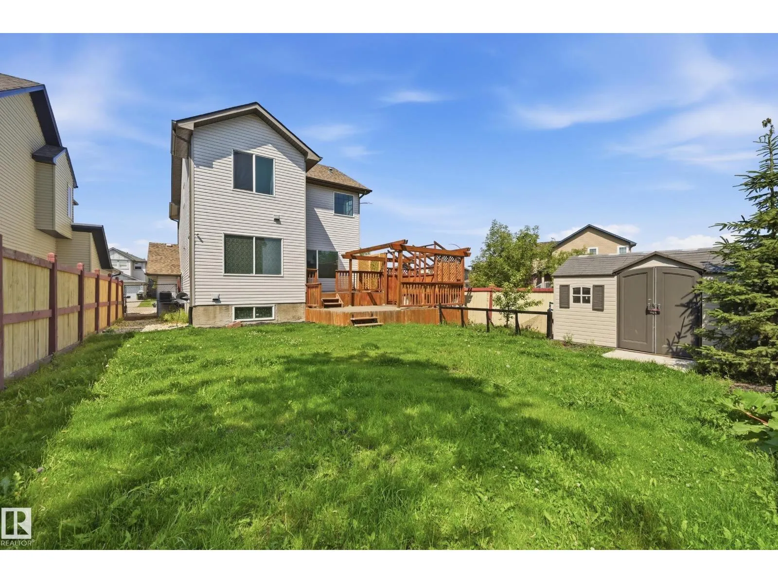 1 SOUTHFORK CL