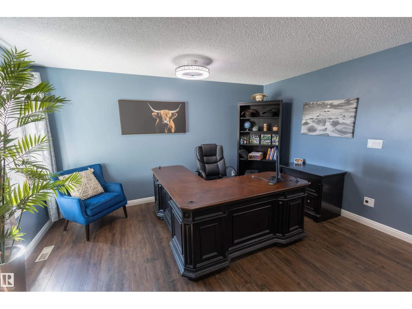 28 BECKER CR