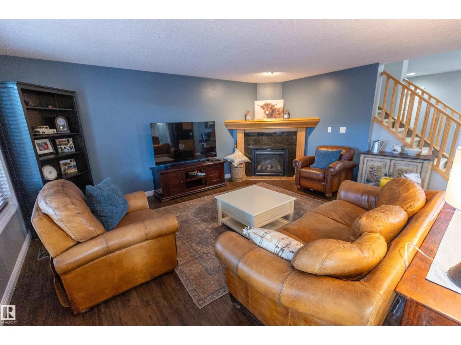 28 BECKER CR