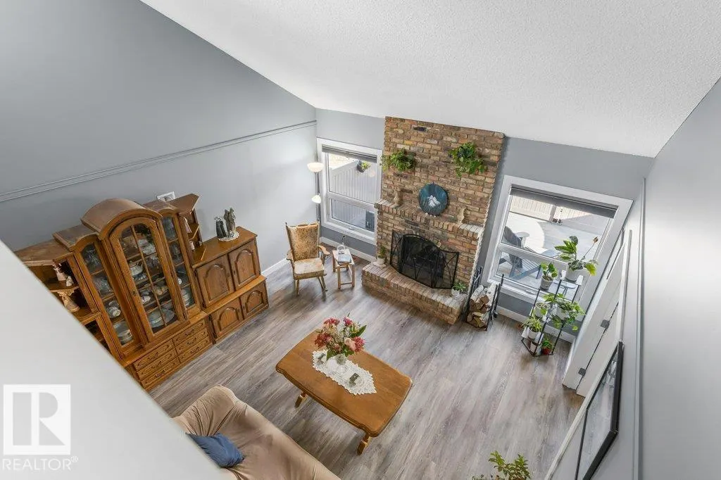 7 WHITEOAKS ES