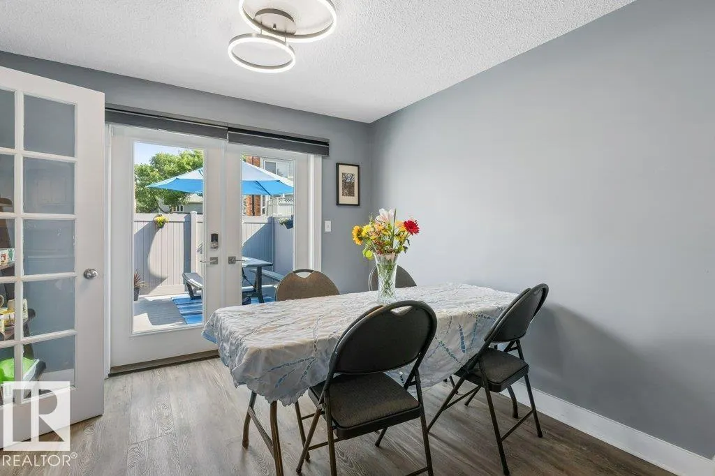 7 WHITEOAKS ES