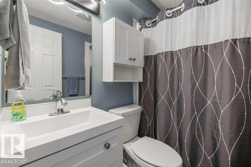 7 WHITEOAKS ES