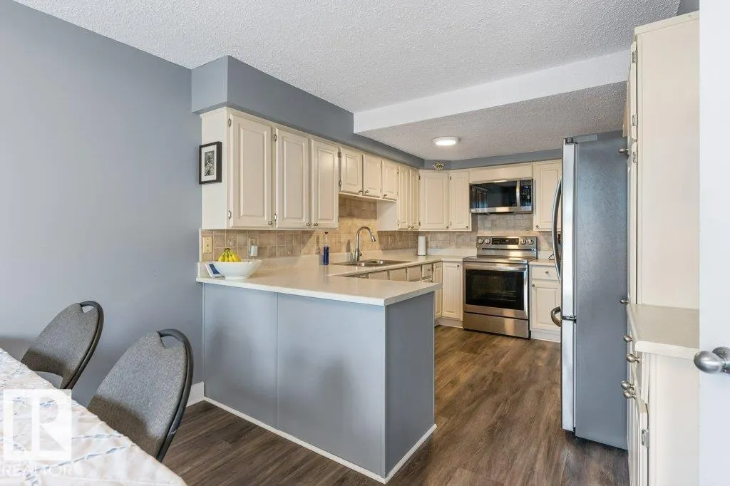 7 WHITEOAKS ES