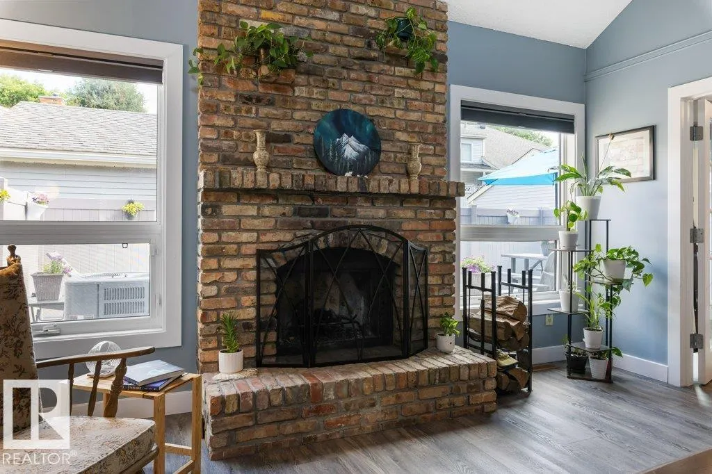 7 WHITEOAKS ES
