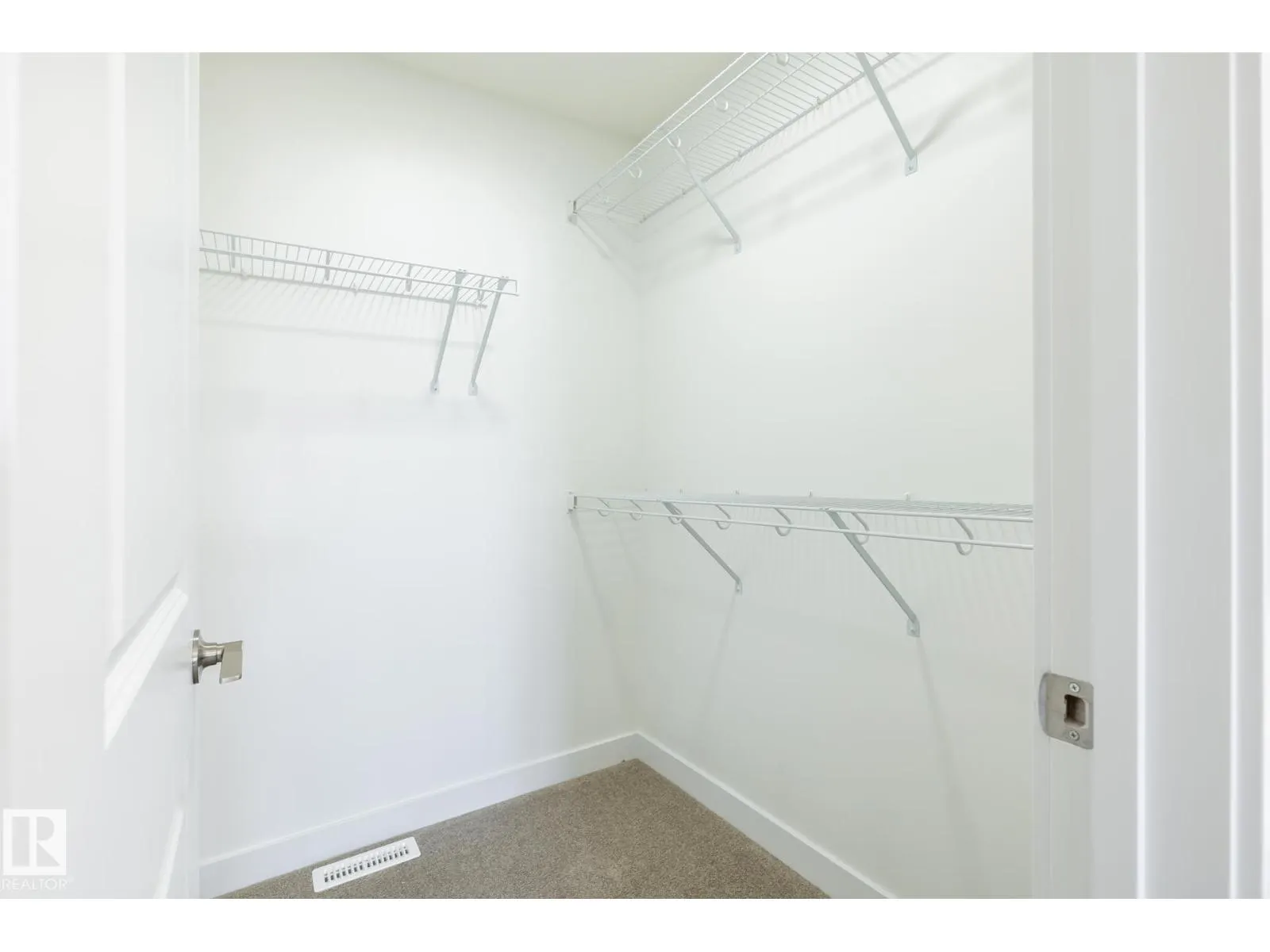 606 Ashgrove CI