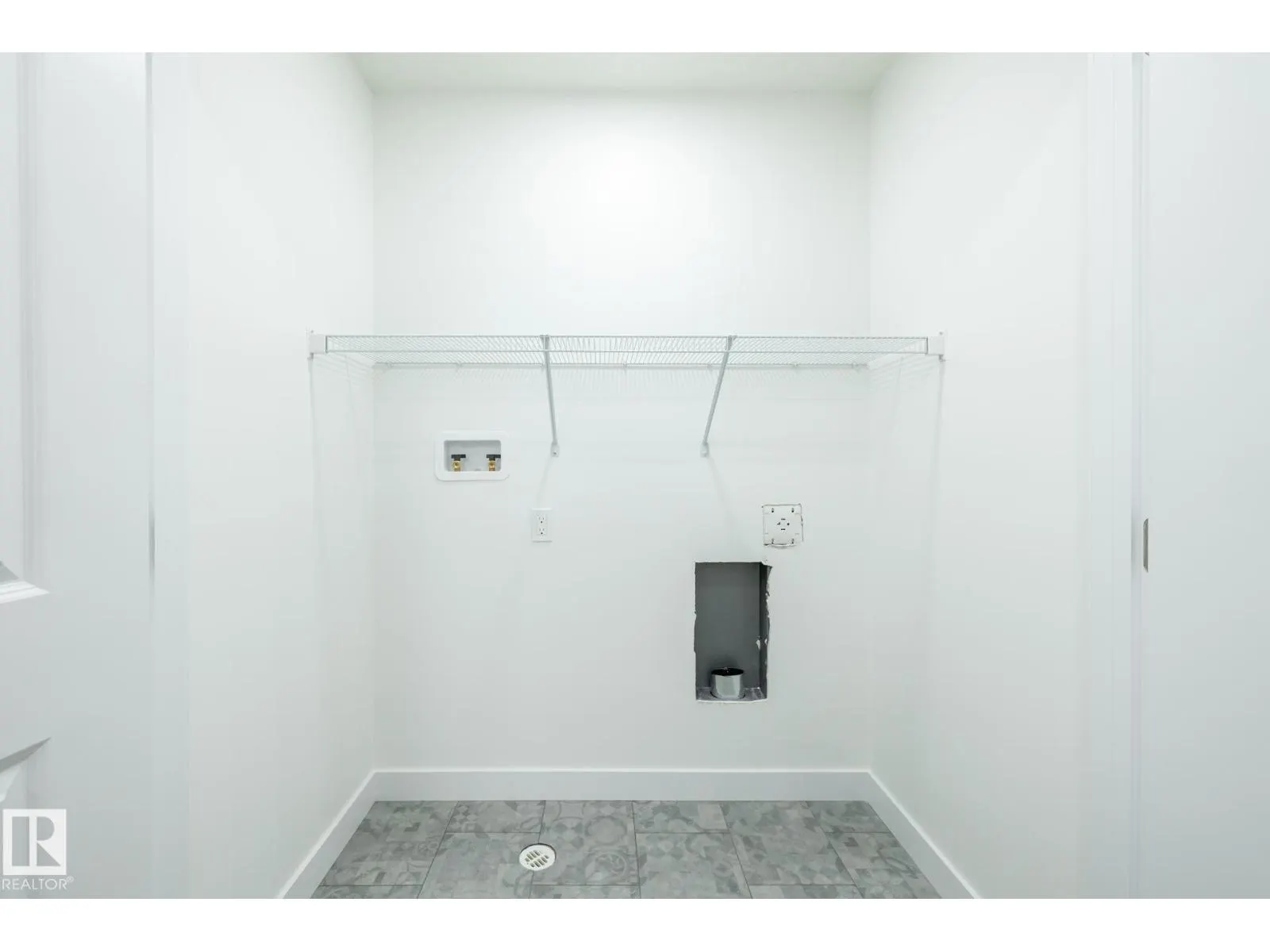 606 Ashgrove CI
