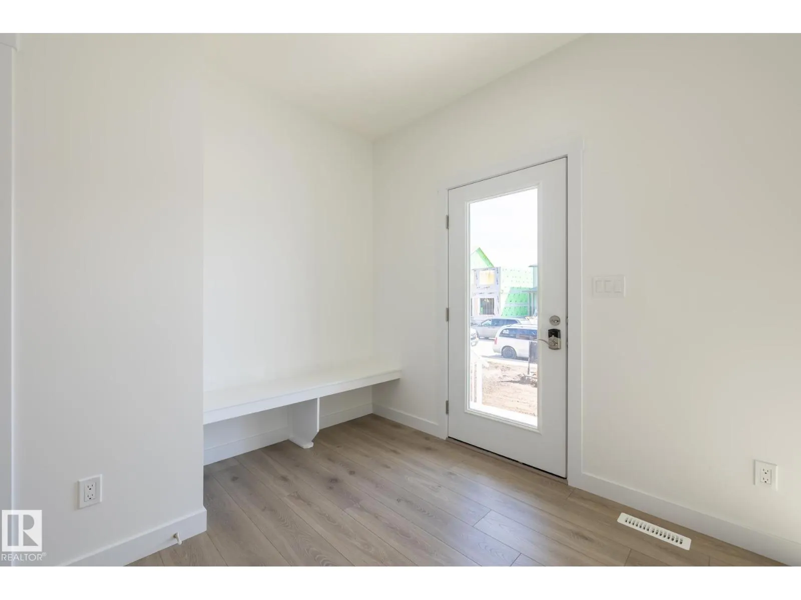606 Ashgrove CI
