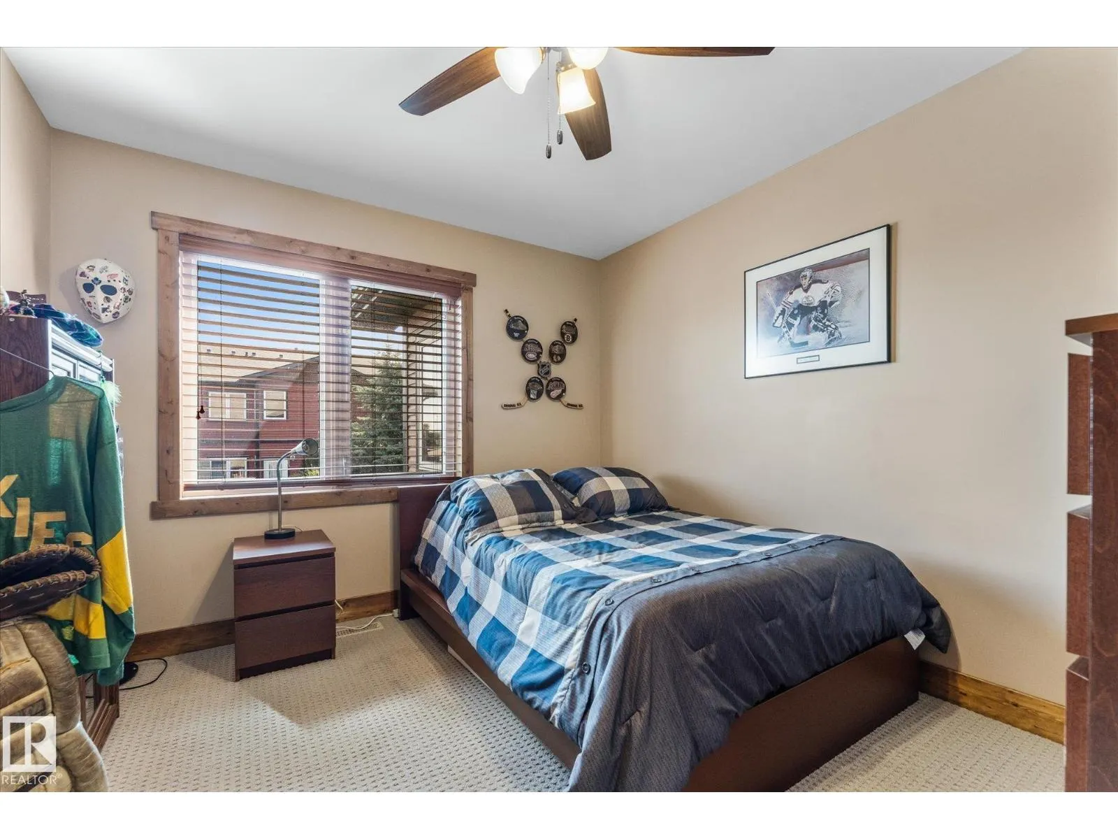 804 GRAYBRIAR GR
