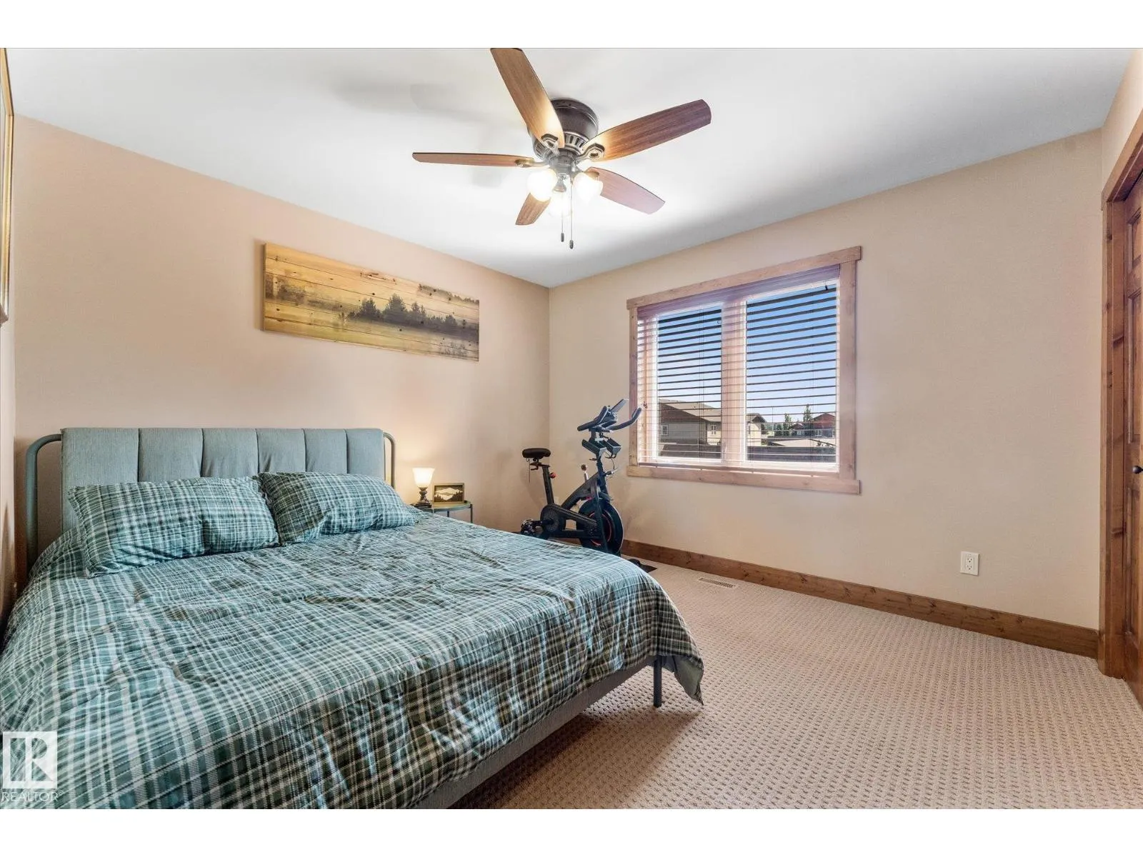 804 GRAYBRIAR GR