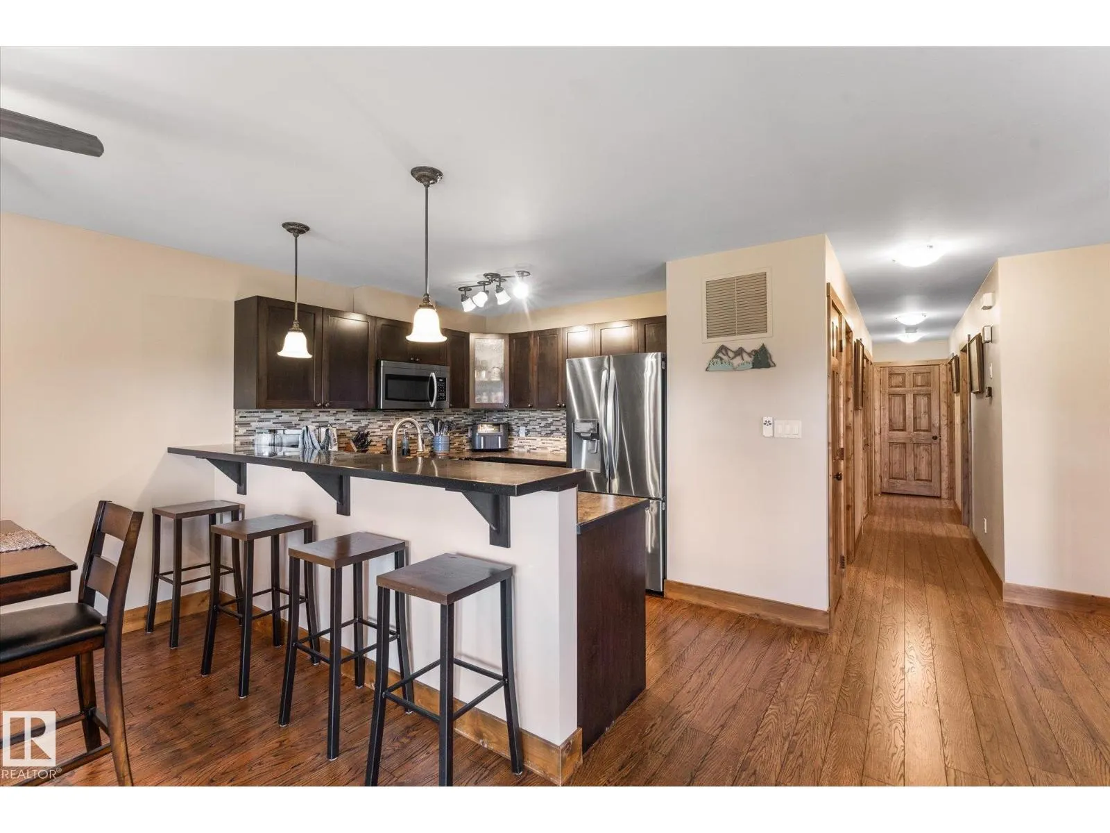 804 GRAYBRIAR GR