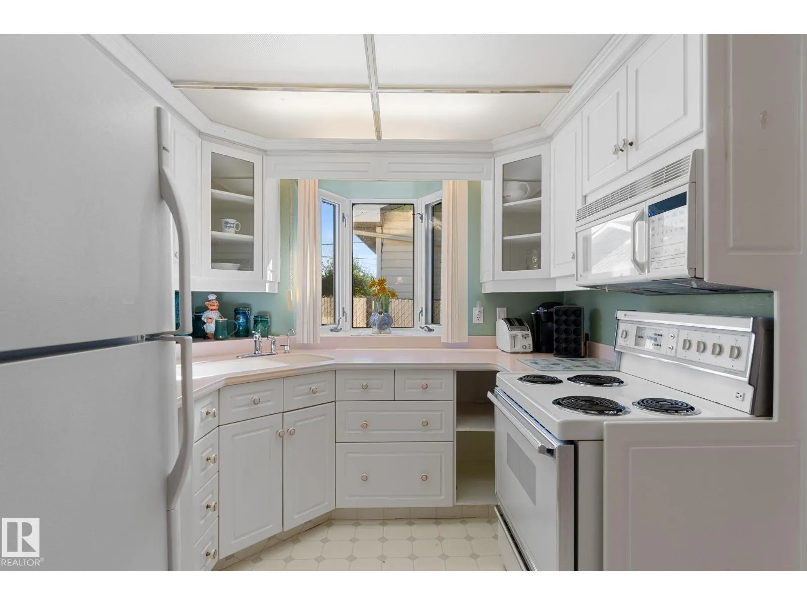 12227 58 ST NW