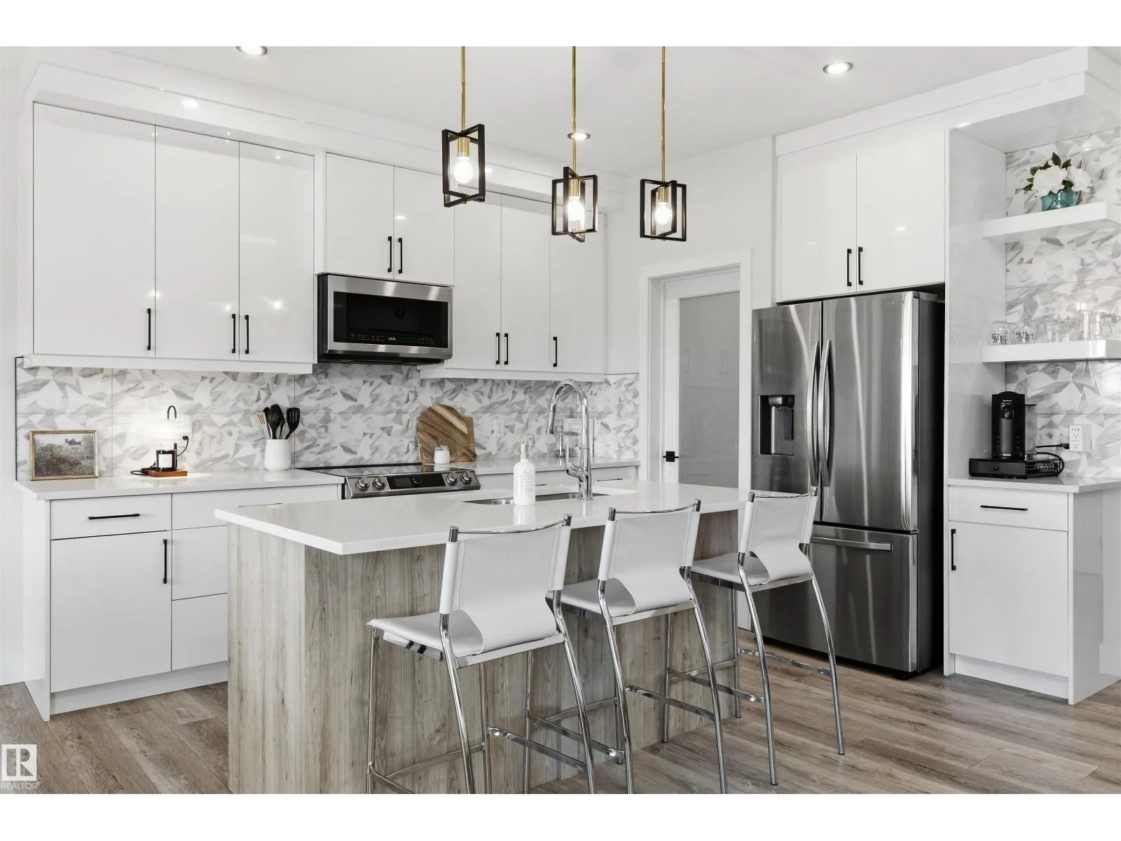 93 SPRINGBROOK WD