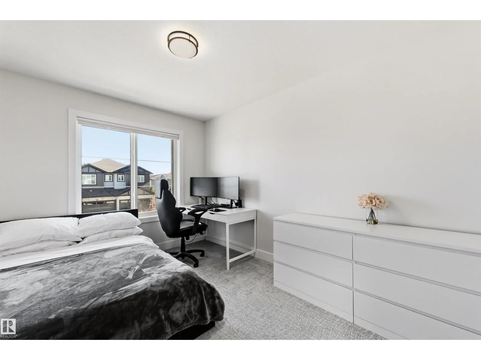 93 SPRINGBROOK WD