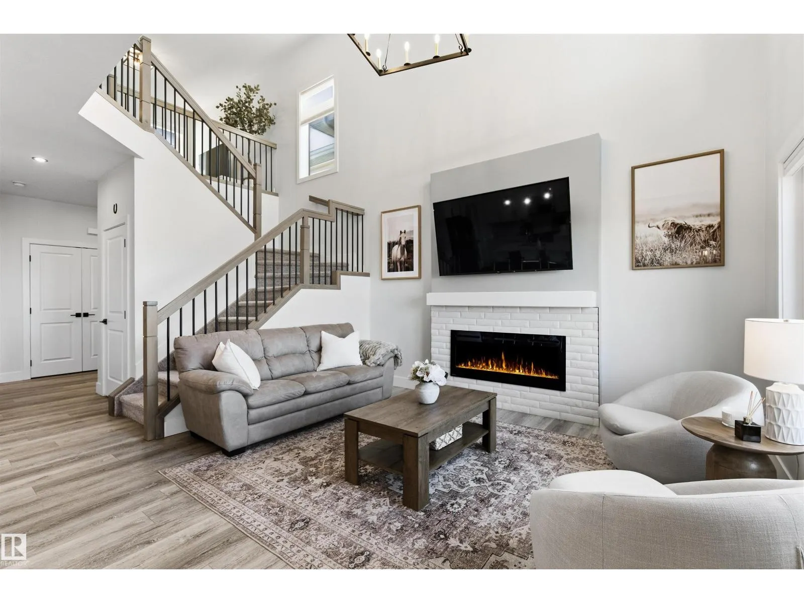 93 SPRINGBROOK WD