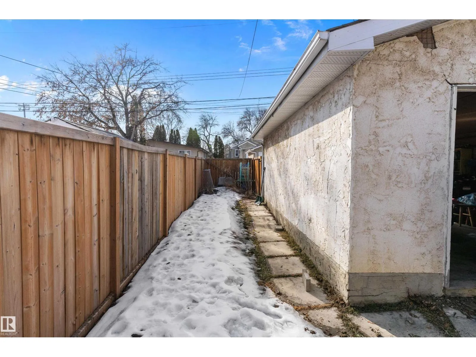 12916 69 ST NW