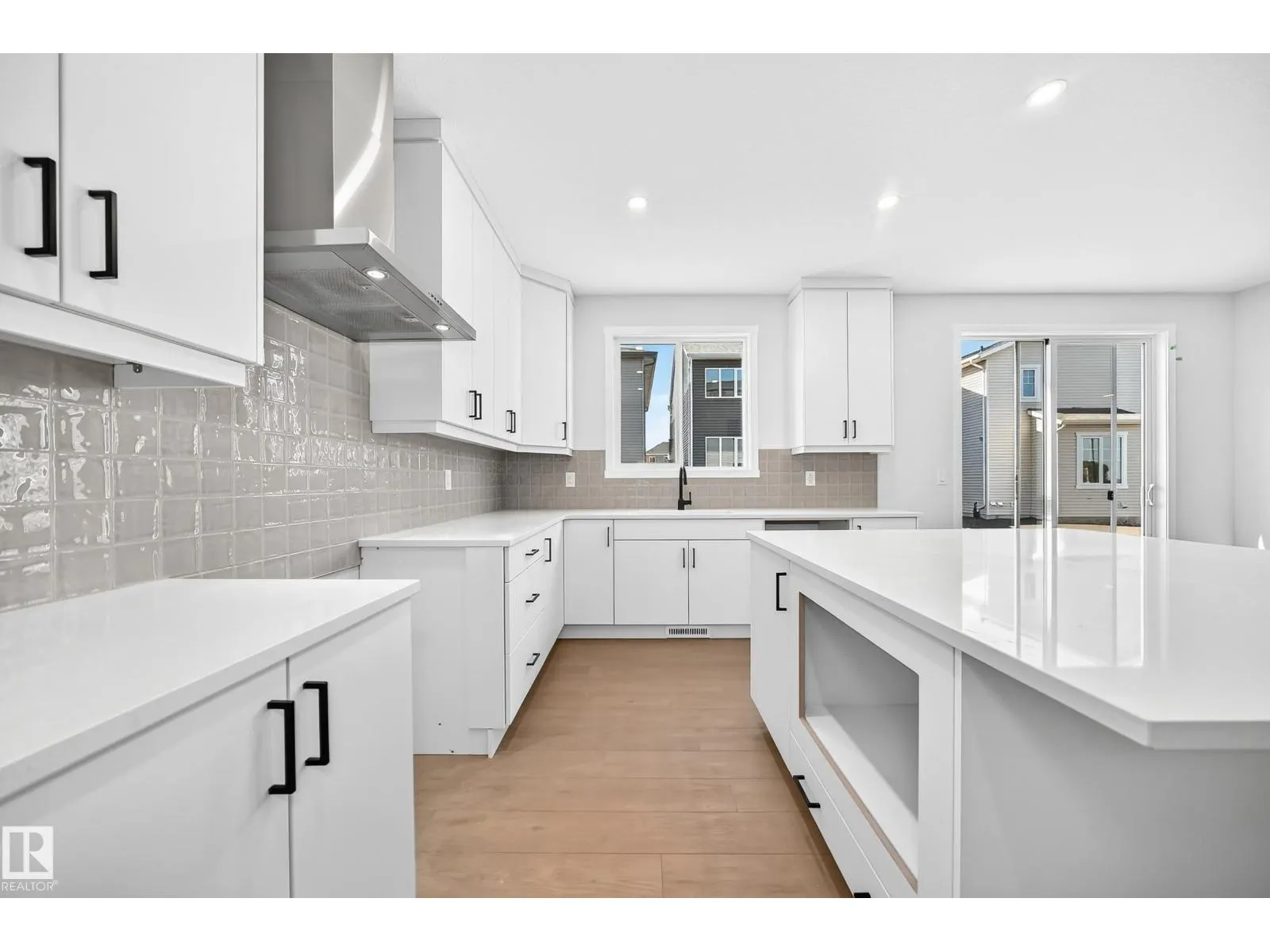 1029 Fieldstone VW