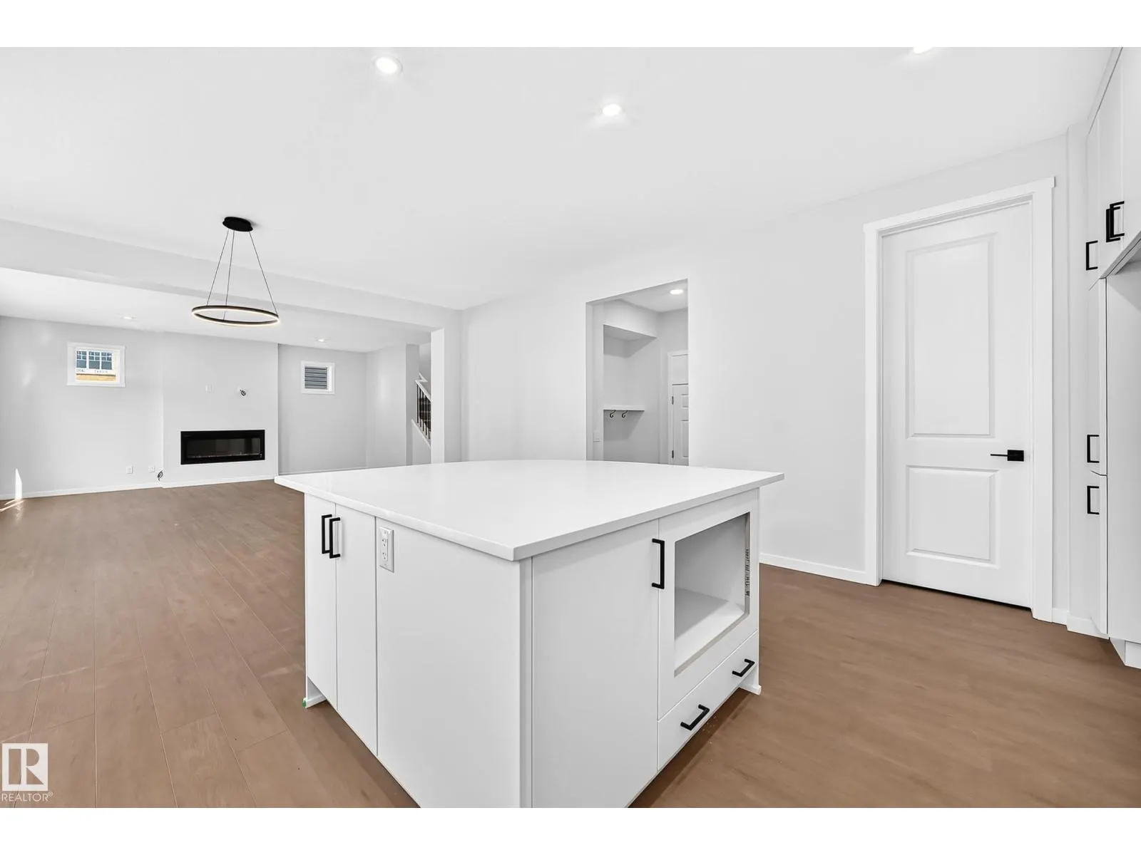1029 Fieldstone VW