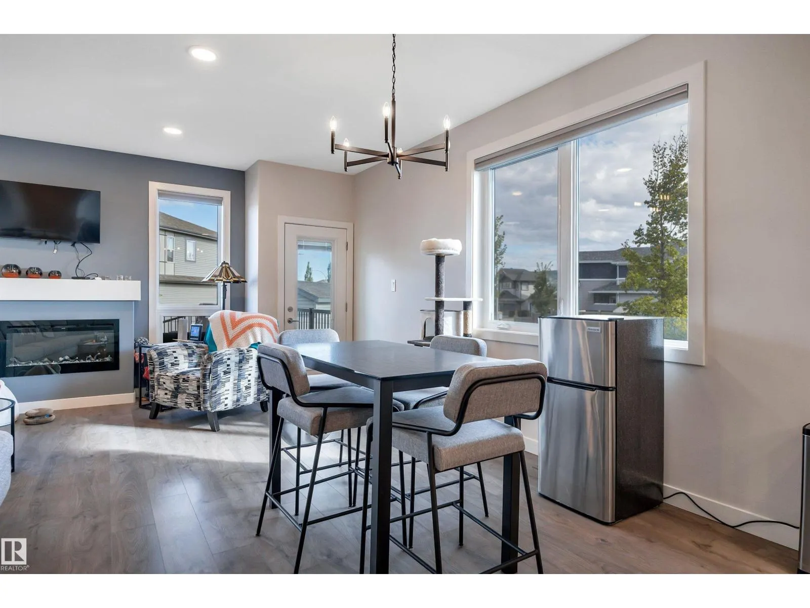 54 CALISTA WY
