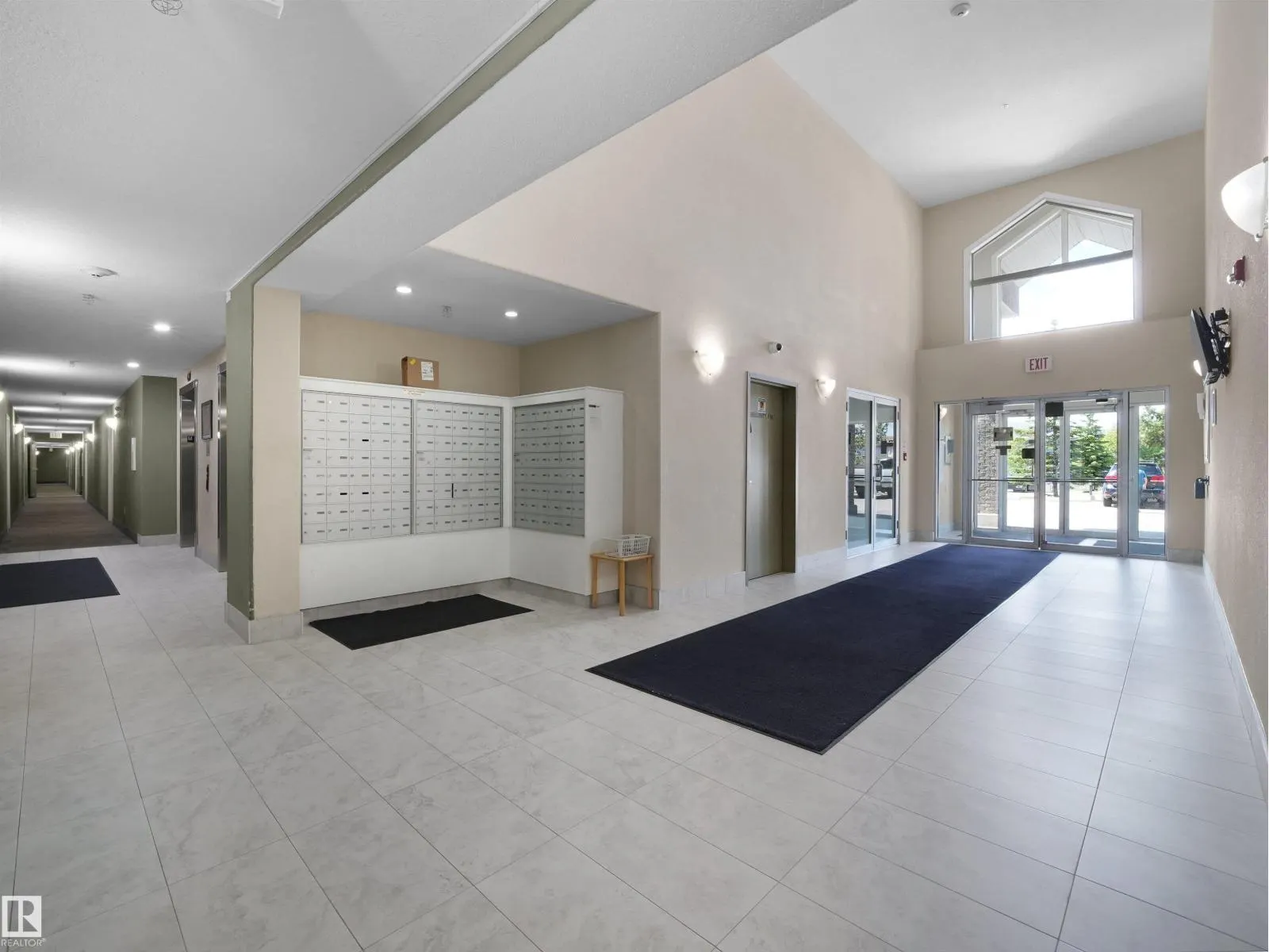 240 SPRUCE RIDGE RD