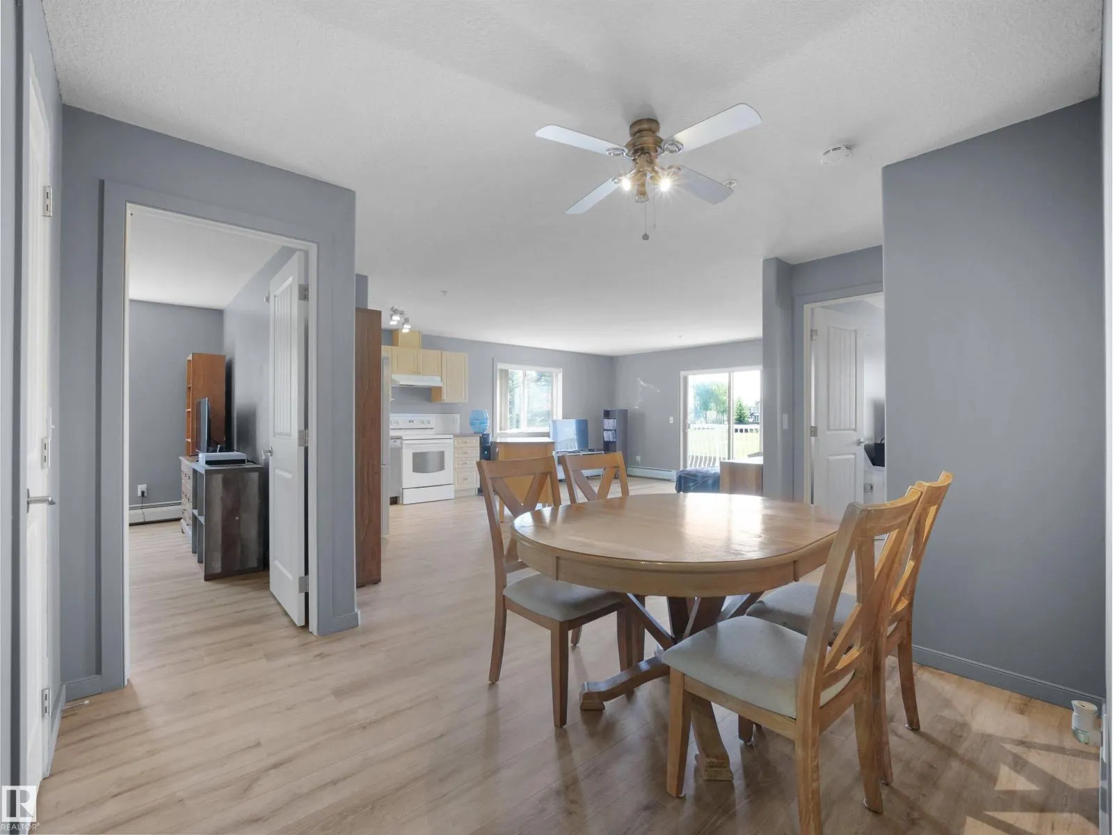 240 SPRUCE RIDGE RD
