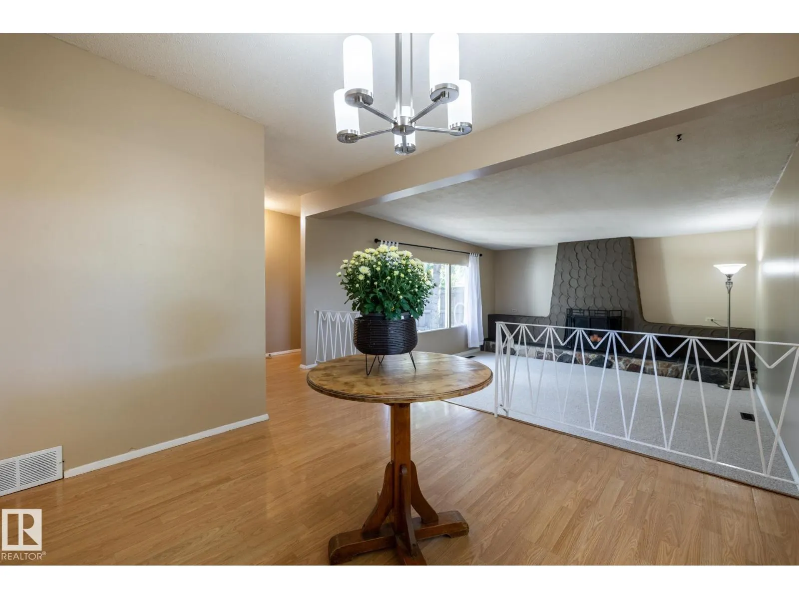 66 Greenwood WY