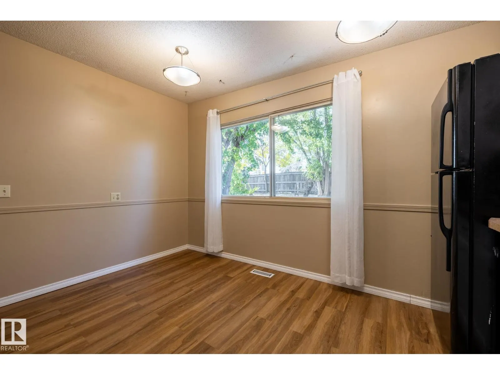 66 Greenwood WY