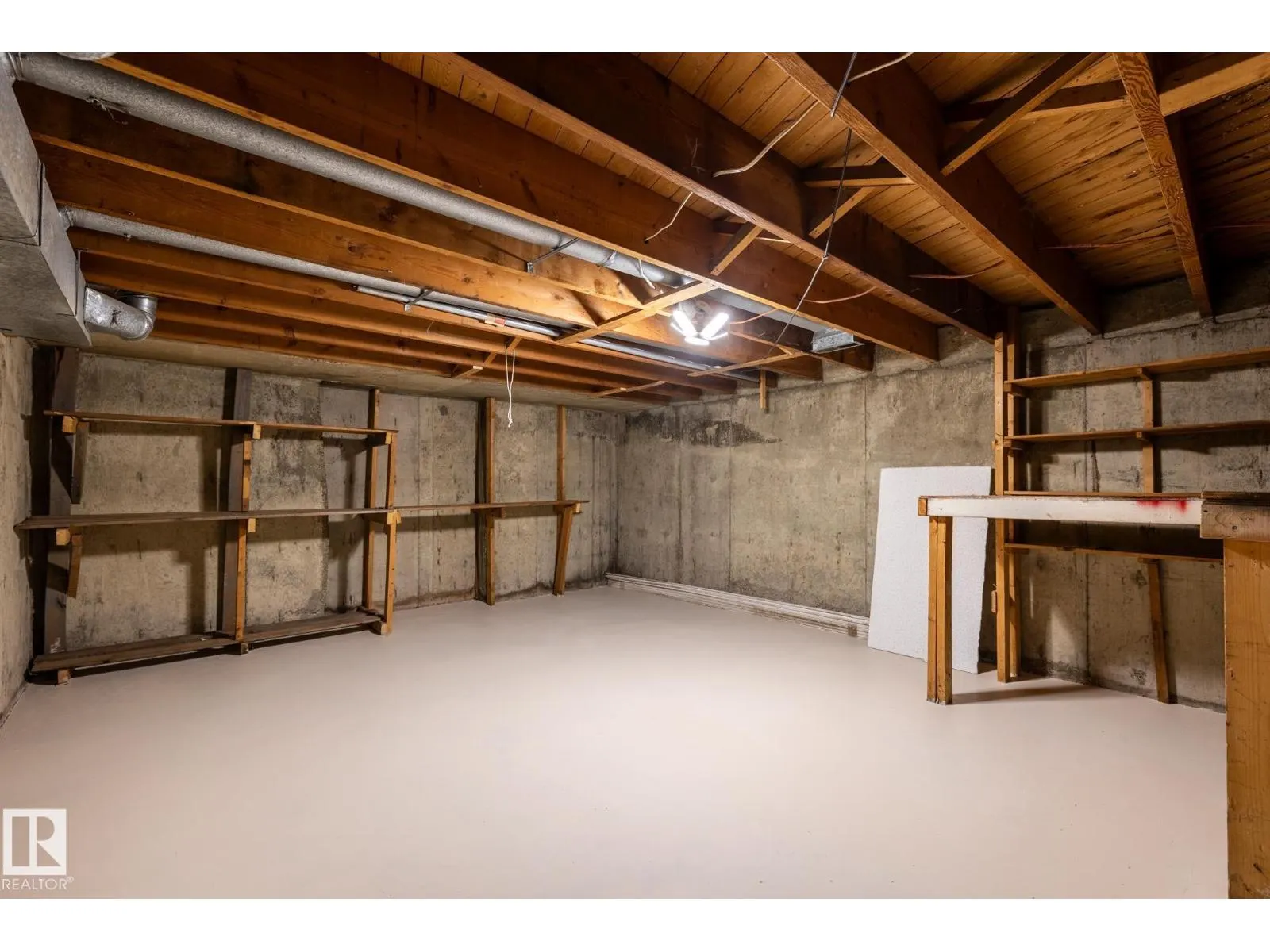 66 Greenwood WY