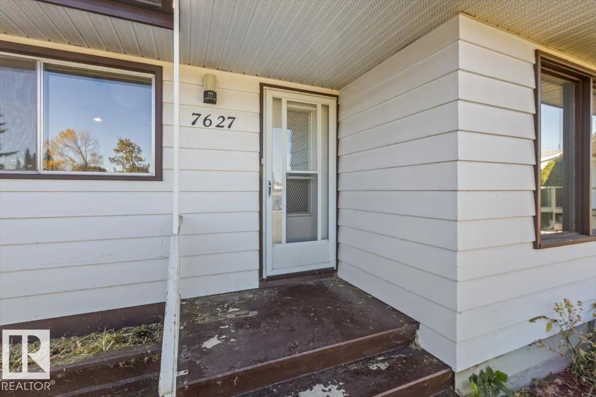 7627 128A AV NW