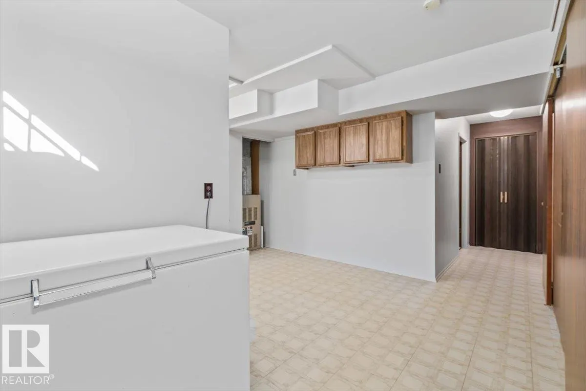 7627 128A AV NW