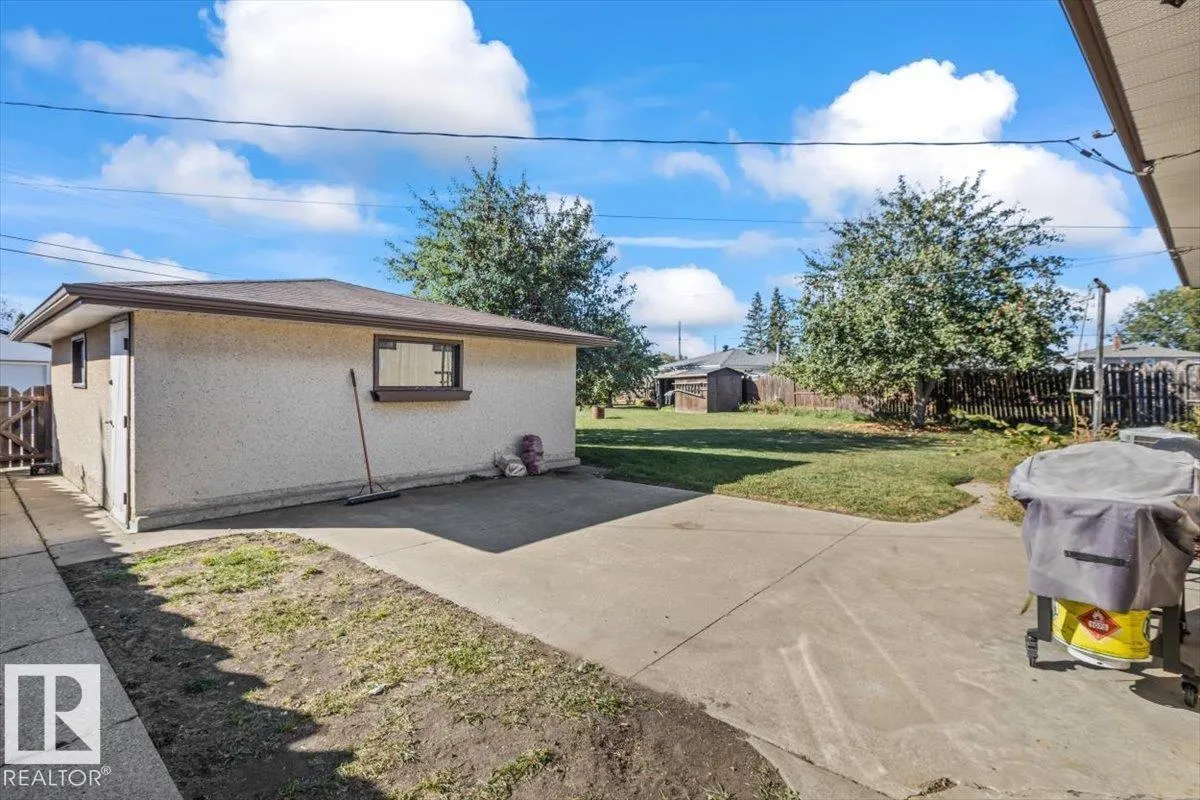 7627 128A AV NW