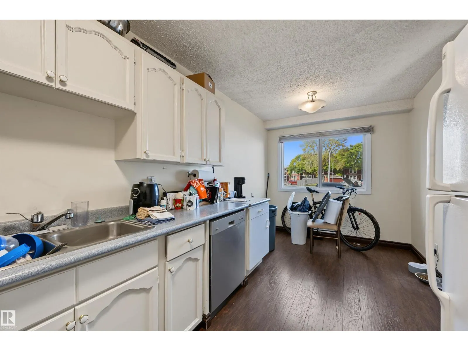 #53 4707 126 AV NW