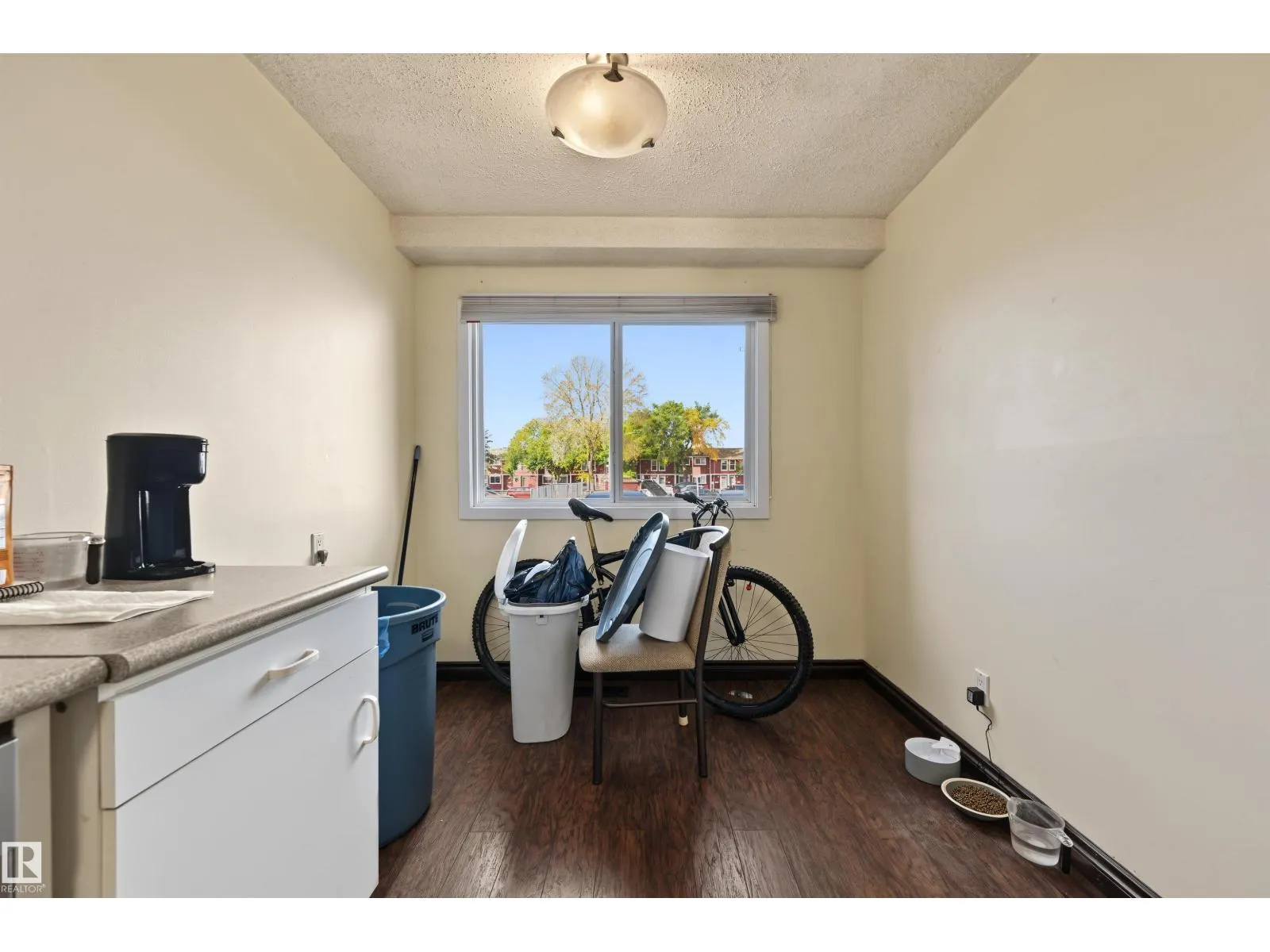 #53 4707 126 AV NW