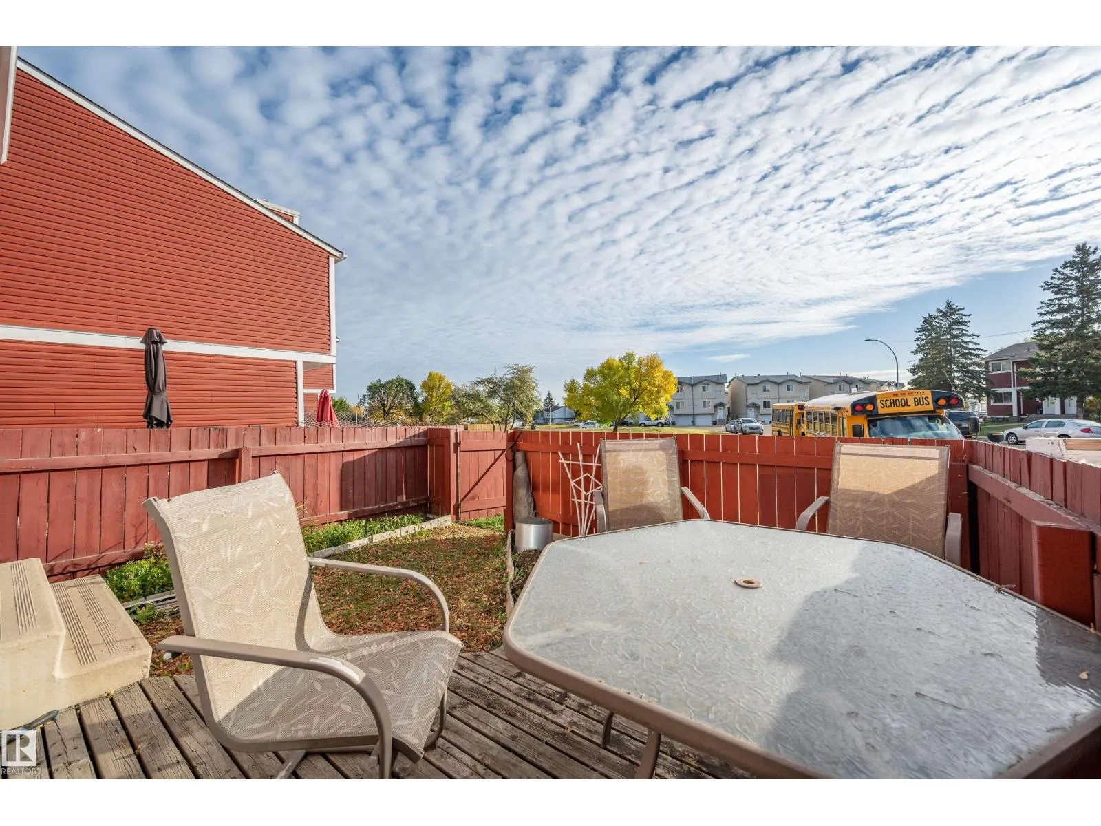 #53 4707 126 AV NW