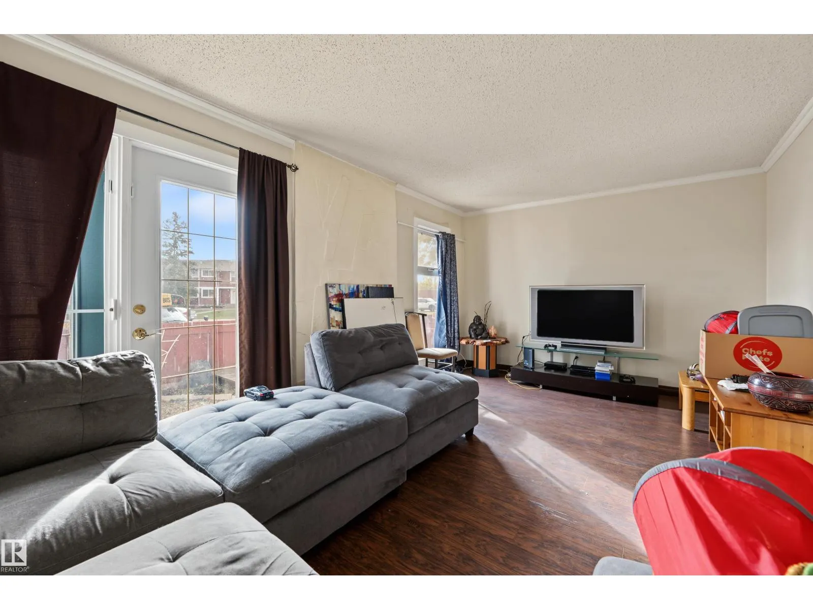 #53 4707 126 AV NW
