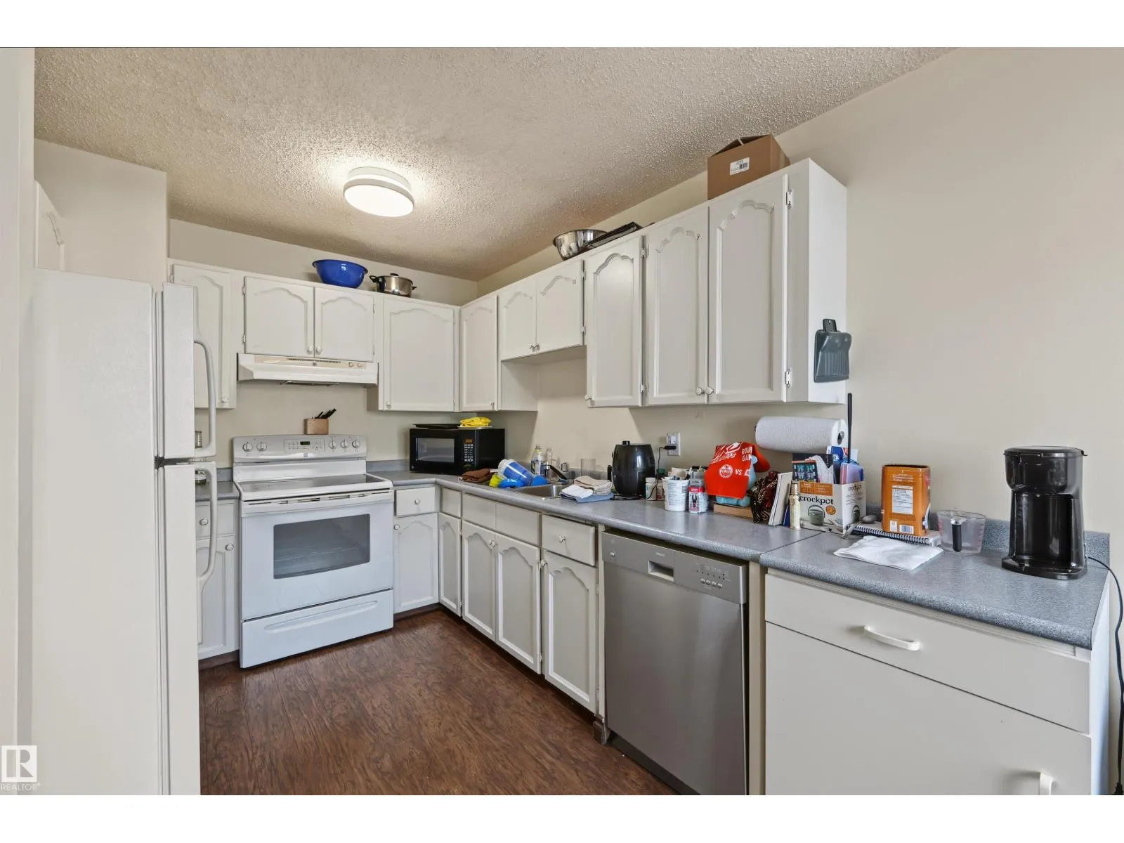 #53 4707 126 AV NW