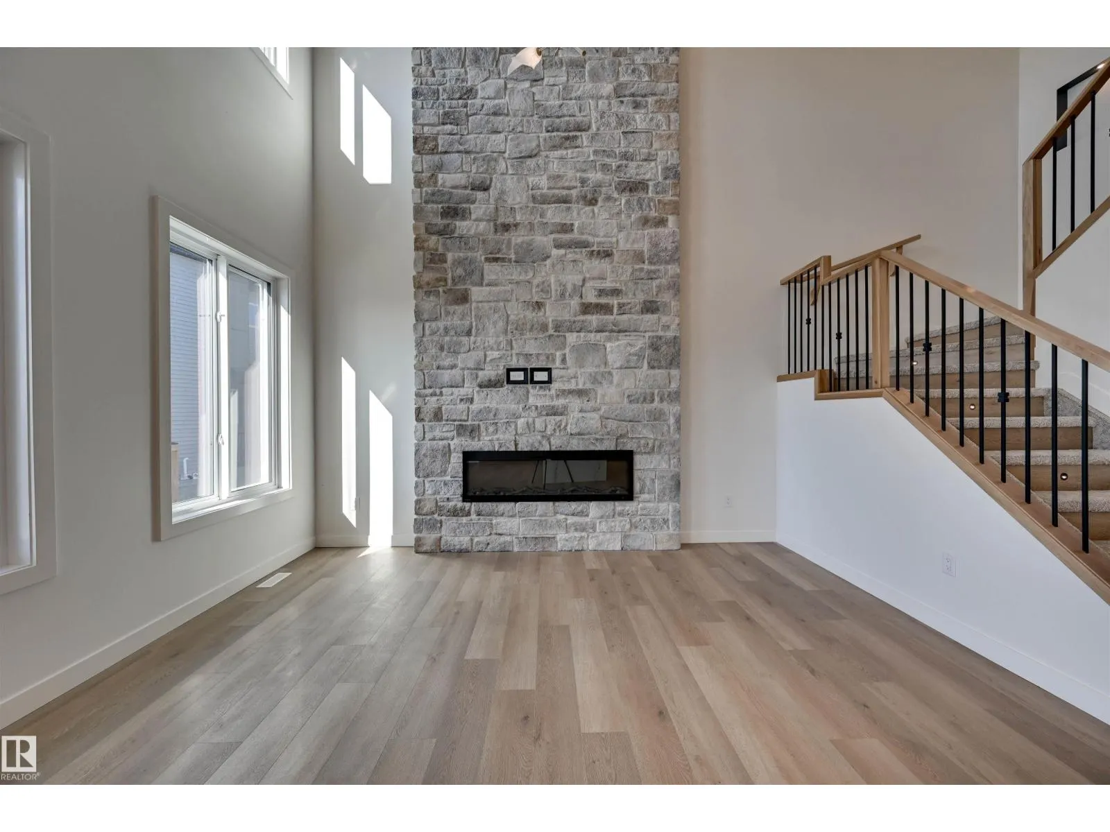 10 Owl Ridge CL