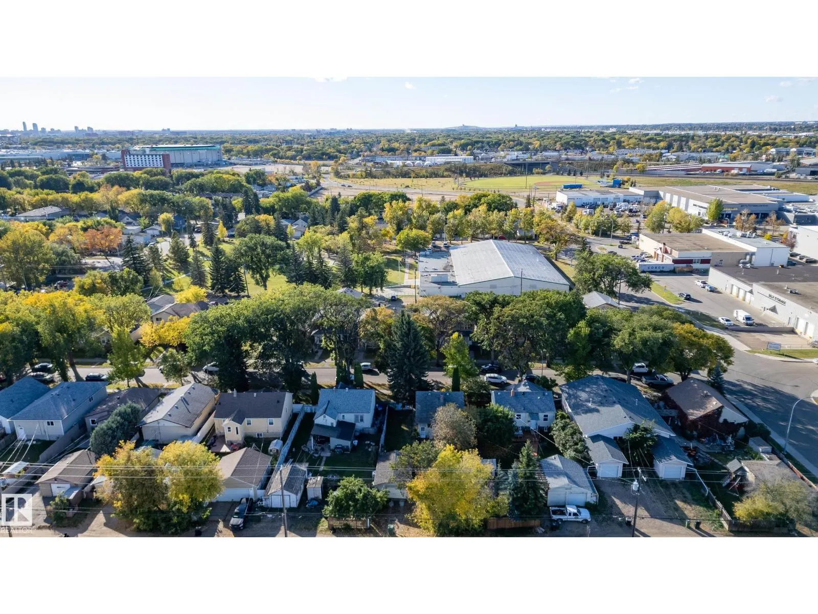 12023 67 ST NW