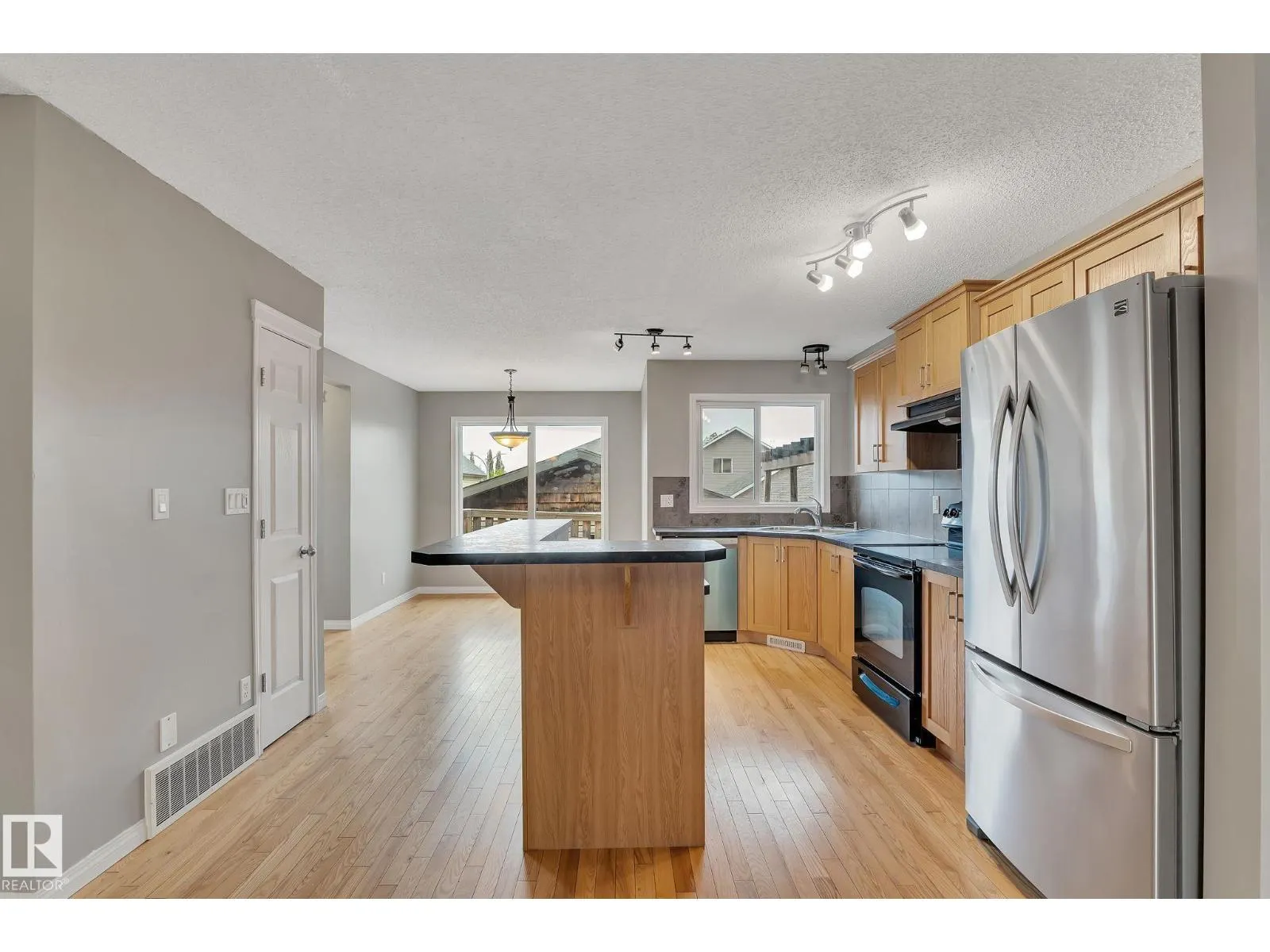 14771 141 ST NW