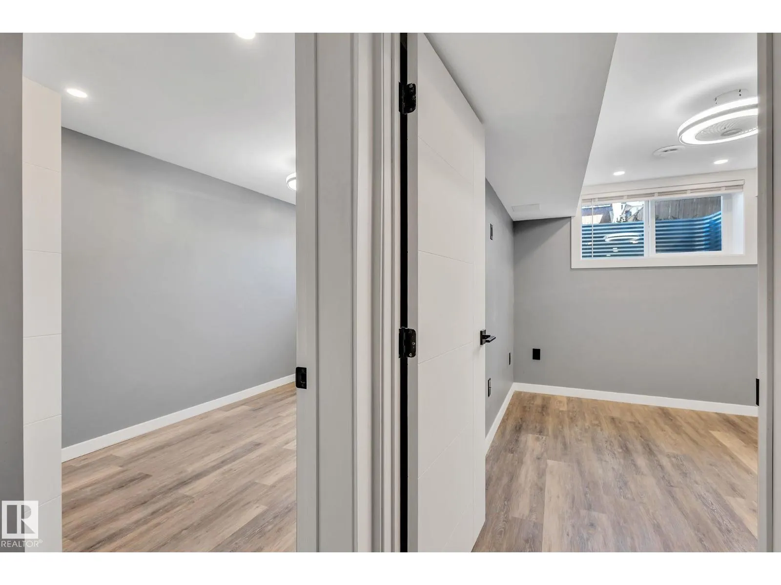 8823-8825 95 ST NW